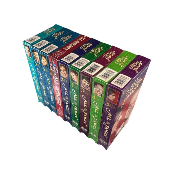 ALL IN THE FAMILY LOT of 9 VHS (25+ EPISODES) 70s TV Show Archie Bunker TESTED - Picture 16 of 16